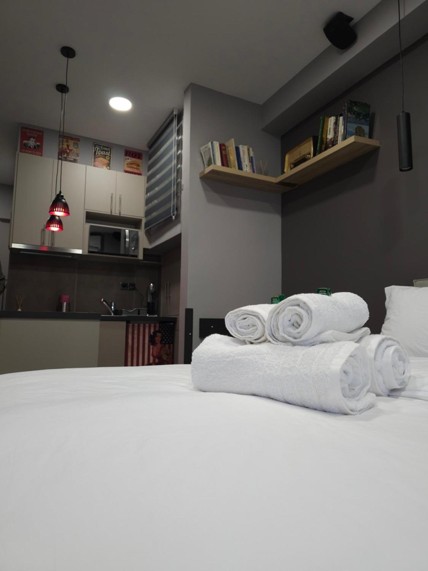 Dione Luxury Business Suite In The Heart Of Атина Екстериор снимка